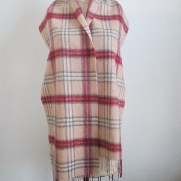 Pink Plaid Lambswool Scarf Edinburgh Like New - Picture 4 of 5